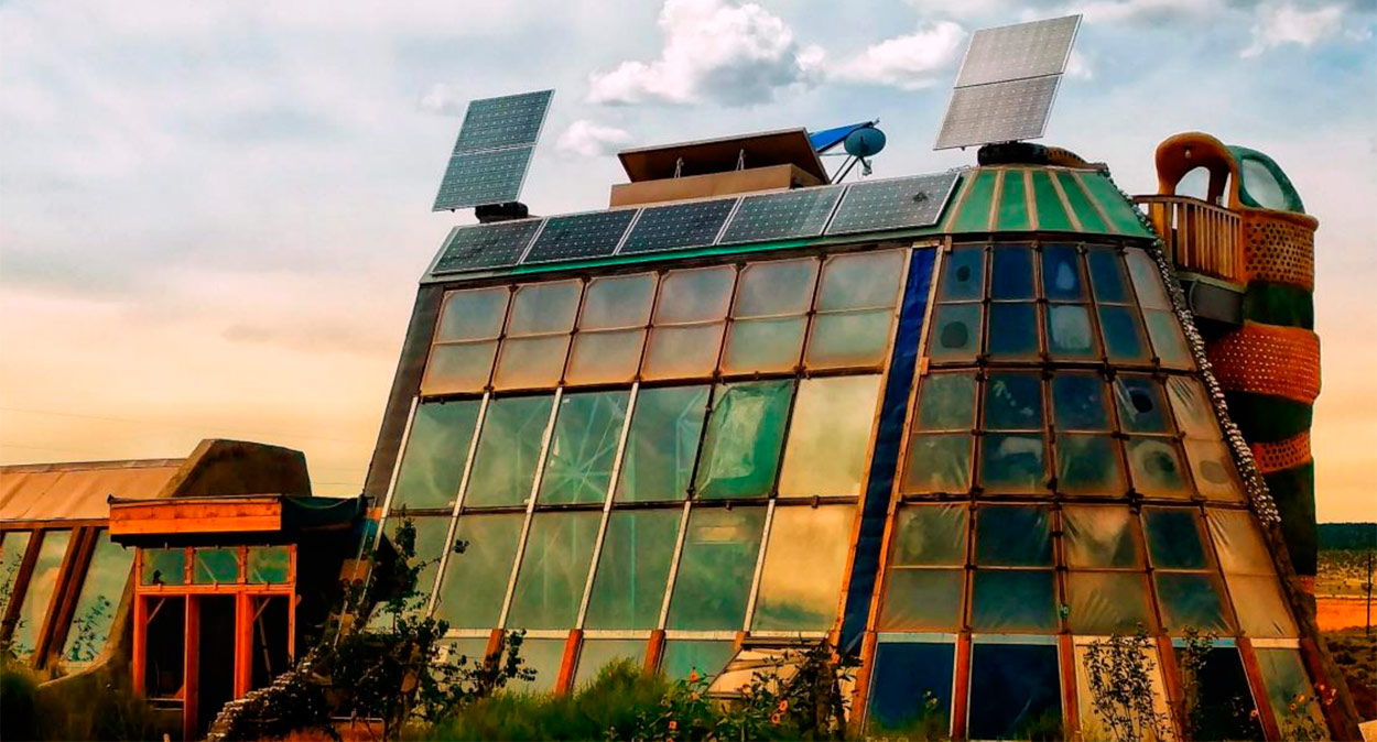 Las Earthships: Viviendas autosuficientes que revolucionan la bioconstrucción